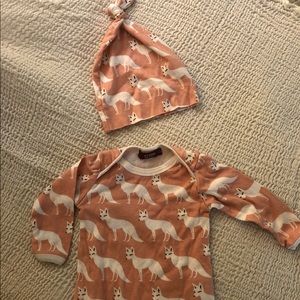 Brand NEW Milkbarn onesie and hat set